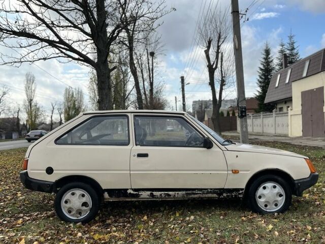 Бежевый ЗАЗ 1102 Таврия, объемом двигателя 1.1 л и пробегом 3 тыс. км за 800 $, фото 2 на Automoto.ua
