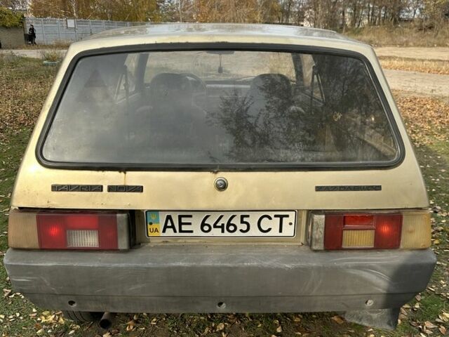 Бежевый ЗАЗ 1102 Таврия, объемом двигателя 1.2 л и пробегом 150 тыс. км за 596 $, фото 3 на Automoto.ua