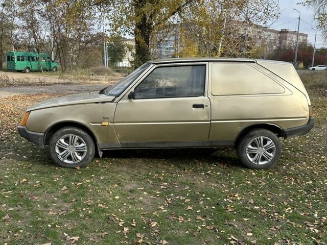 Бежевый ЗАЗ 1102 Таврия, объемом двигателя 1.2 л и пробегом 150 тыс. км за 596 $, фото 1 на Automoto.ua