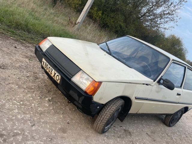 Бежевый ЗАЗ 1102 Таврия, объемом двигателя 1.2 л и пробегом 80 тыс. км за 589 $, фото 2 на Automoto.ua