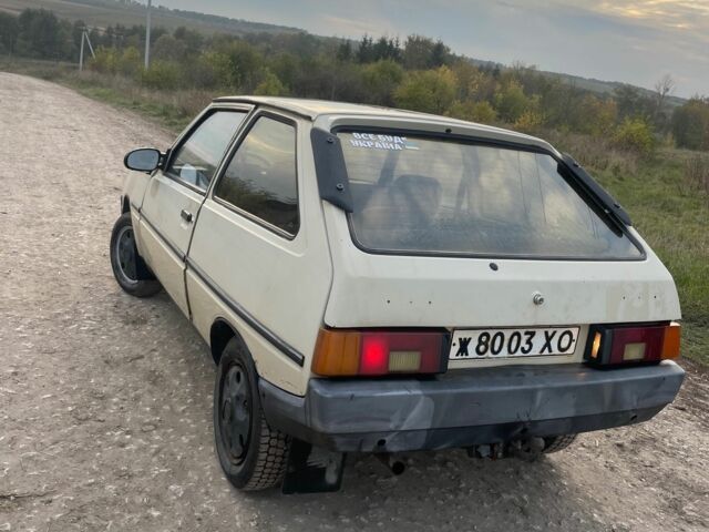 Бежевый ЗАЗ 1102 Таврия, объемом двигателя 1.2 л и пробегом 80 тыс. км за 589 $, фото 4 на Automoto.ua