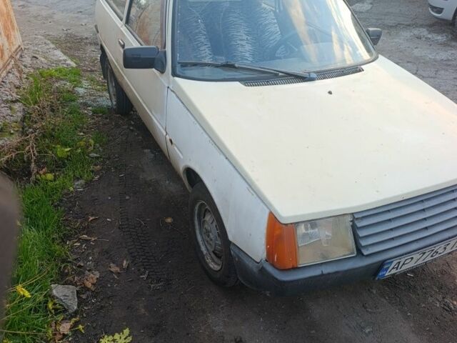 Бежевый ЗАЗ 1102 Таврия, объемом двигателя 1.1 л и пробегом 80 тыс. км за 428 $, фото 1 на Automoto.ua