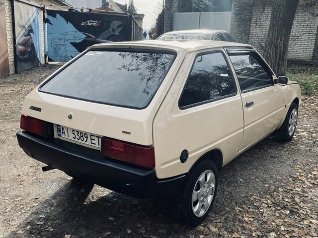 Бежевый ЗАЗ 1102 Таврия, объемом двигателя 1.1 л и пробегом 25 тыс. км за 900 $, фото 2 на Automoto.ua