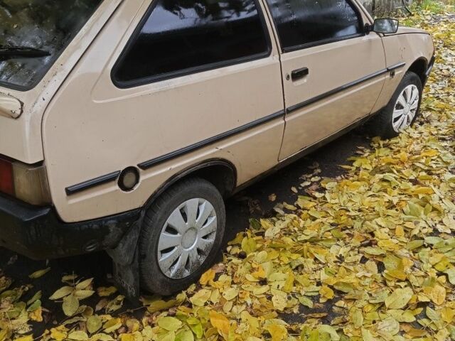 Бежевый ЗАЗ 1102 Таврия, объемом двигателя 1.1 л и пробегом 100 тыс. км за 500 $, фото 3 на Automoto.ua