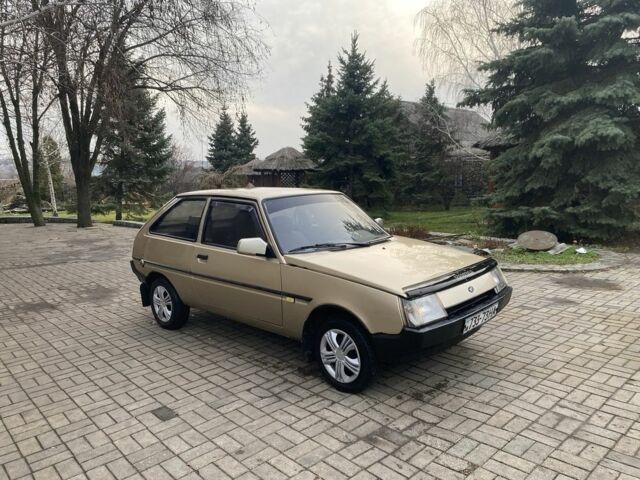 Бежевый ЗАЗ 1102 Таврия, объемом двигателя 1.3 л и пробегом 1000 тыс. км за 461 $, фото 2 на Automoto.ua