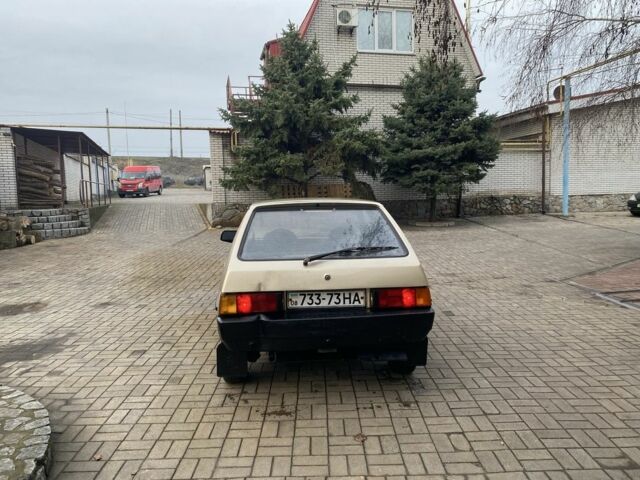 Бежевый ЗАЗ 1102 Таврия, объемом двигателя 1.3 л и пробегом 1000 тыс. км за 461 $, фото 4 на Automoto.ua