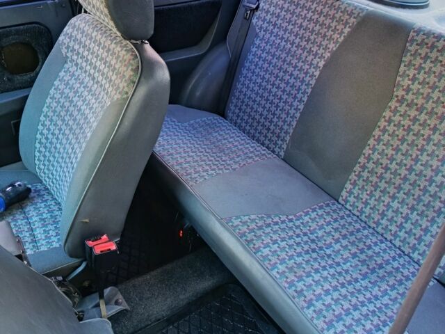 Бежевий ЗАЗ 1102 Таврія, об'ємом двигуна 0 л та пробігом 130 тис. км за 836 $, фото 6 на Automoto.ua