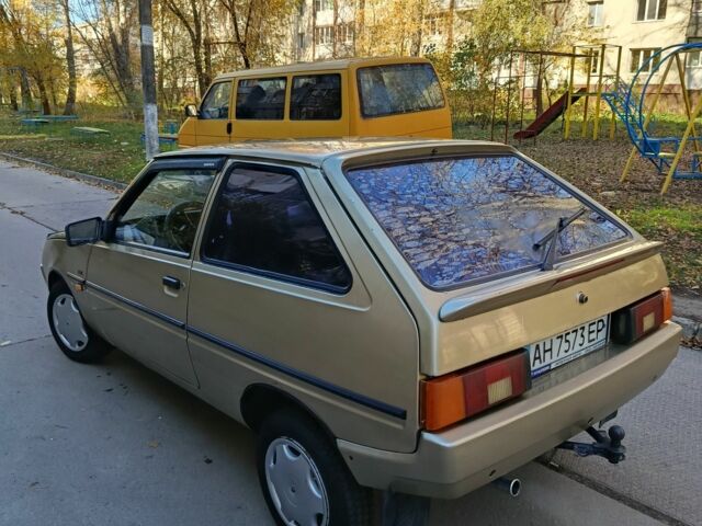 Бежевий ЗАЗ 1102 Таврія, об'ємом двигуна 0 л та пробігом 130 тис. км за 836 $, фото 3 на Automoto.ua