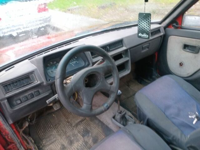 Черный ЗАЗ 1102 Таврия, объемом двигателя 1.1 л и пробегом 3 тыс. км за 309 $, фото 5 на Automoto.ua