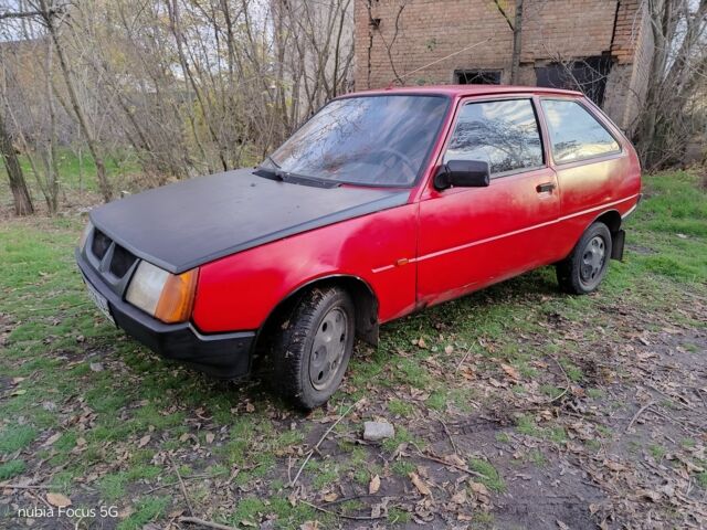 Красный ЗАЗ 1102 Таврия, объемом двигателя 1.1 л и пробегом 24 тыс. км за 394 $, фото 4 на Automoto.ua