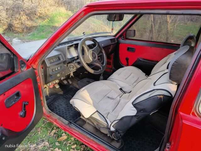 Красный ЗАЗ 1102 Таврия, объемом двигателя 1.1 л и пробегом 24 тыс. км за 394 $, фото 6 на Automoto.ua