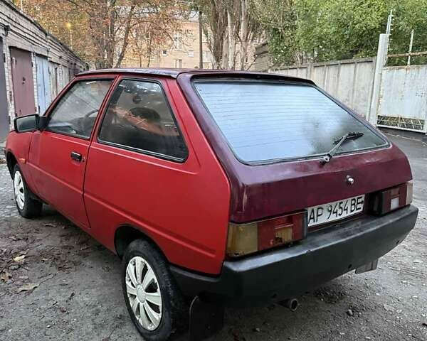 Красный ЗАЗ 1102 Таврия, объемом двигателя 1.1 л и пробегом 100 тыс. км за 499 $, фото 7 на Automoto.ua