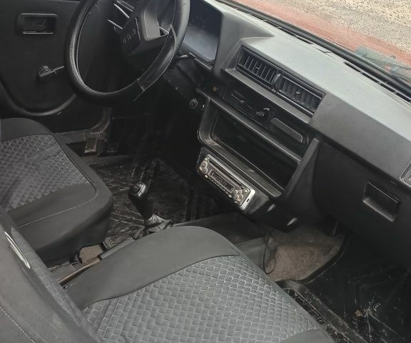 Красный ЗАЗ 1102 Таврия, объемом двигателя 1.25 л и пробегом 66 тыс. км за 530 $, фото 6 на Automoto.ua