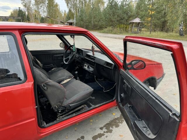 Красный ЗАЗ 1102 Таврия, объемом двигателя 1.2 л и пробегом 77 тыс. км за 350 $, фото 7 на Automoto.ua