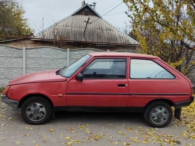 Красный ЗАЗ 1102 Таврия, объемом двигателя 1.2 л и пробегом 72 тыс. км за 429 $, фото 1 на Automoto.ua