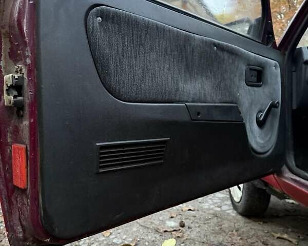 Красный ЗАЗ 1102 Таврия, объемом двигателя 1.1 л и пробегом 100 тыс. км за 499 $, фото 5 на Automoto.ua