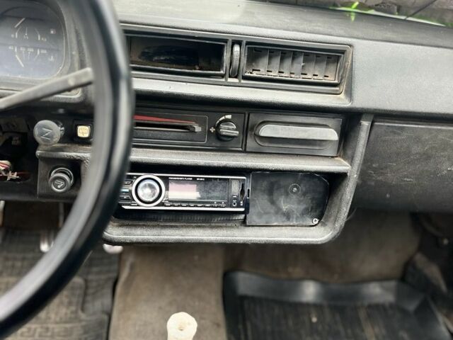 Красный ЗАЗ 1102 Таврия, объемом двигателя 1.1 л и пробегом 100 тыс. км за 340 $, фото 7 на Automoto.ua