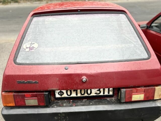 Красный ЗАЗ 1102 Таврия, объемом двигателя 1.1 л и пробегом 100 тыс. км за 340 $, фото 3 на Automoto.ua