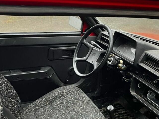 Червоний ЗАЗ 1102 Таврія, об'ємом двигуна 1.1 л та пробігом 20 тис. км за 426 $, фото 5 на Automoto.ua