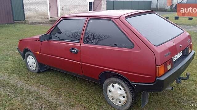 Червоний ЗАЗ 1102 Таврія, об'ємом двигуна 1.1 л та пробігом 915 тис. км за 1000 $, фото 2 на Automoto.ua