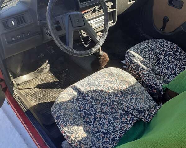 Красный ЗАЗ 1102 Таврия, объемом двигателя 0 л и пробегом 100 тыс. км за 624 $, фото 8 на Automoto.ua