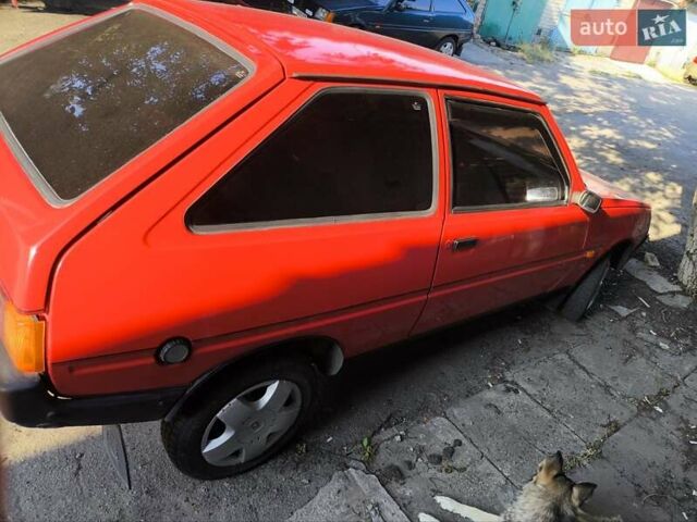 Красный ЗАЗ 1102 Таврия, объемом двигателя 1.1 л и пробегом 200 тыс. км за 950 $, фото 3 на Automoto.ua