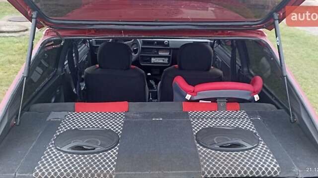 Червоний ЗАЗ 1102 Таврія, об'ємом двигуна 1.1 л та пробігом 915 тис. км за 1000 $, фото 3 на Automoto.ua