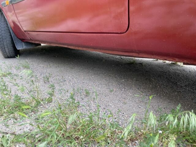 Красный ЗАЗ 1102 Таврия, объемом двигателя 1.1 л и пробегом 100 тыс. км за 363 $, фото 5 на Automoto.ua