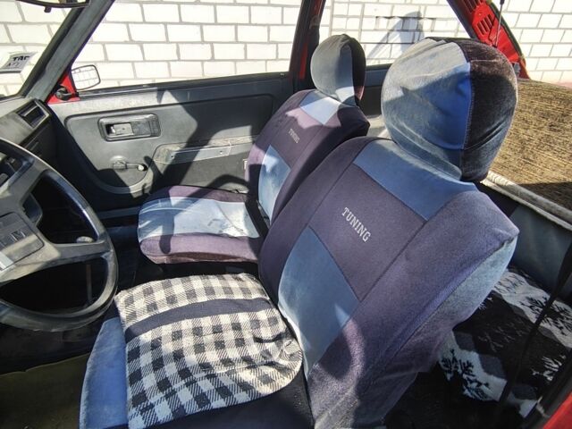 Червоний ЗАЗ 1102 Таврія, об'ємом двигуна 1 л та пробігом 75 тис. км за 400 $, фото 5 на Automoto.ua