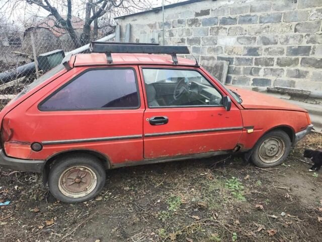 Червоний ЗАЗ 1102 Таврія, об'ємом двигуна 1.1 л та пробігом 100 тис. км за 500 $, фото 1 на Automoto.ua