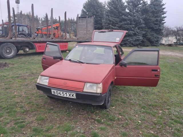 Красный ЗАЗ 1102 Таврия, объемом двигателя 0 л и пробегом 777 тыс. км за 405 $, фото 1 на Automoto.ua