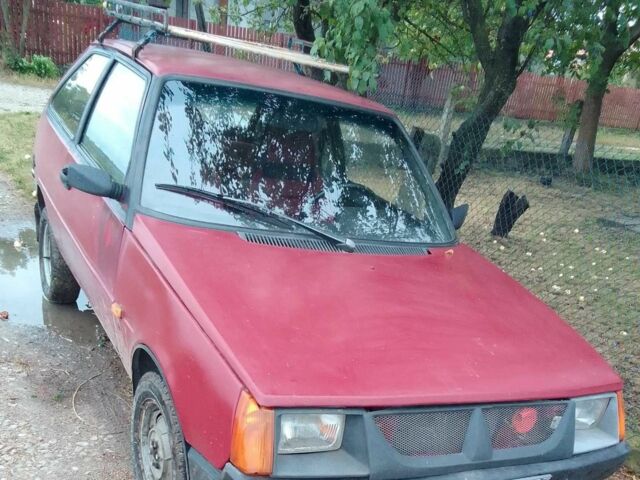Красный ЗАЗ 1102 Таврия, объемом двигателя 1.1 л и пробегом 120 тыс. км за 331 $, фото 2 на Automoto.ua