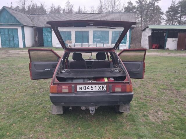 Красный ЗАЗ 1102 Таврия, объемом двигателя 0 л и пробегом 777 тыс. км за 405 $, фото 5 на Automoto.ua