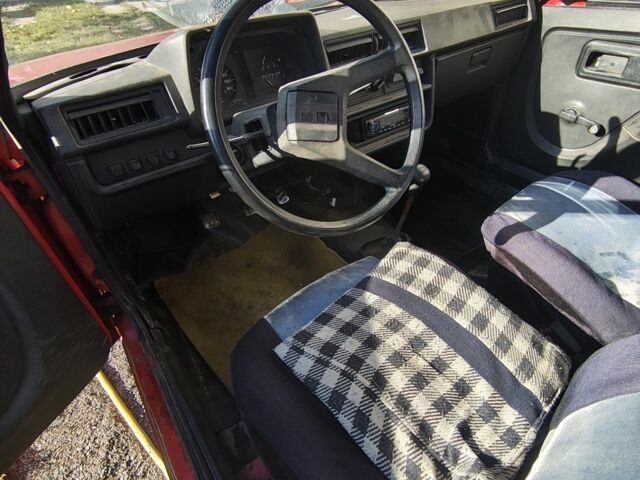 Червоний ЗАЗ 1102 Таврія, об'ємом двигуна 1 л та пробігом 75 тис. км за 400 $, фото 6 на Automoto.ua