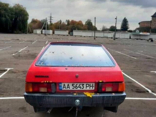 Красный ЗАЗ 1102 Таврия, объемом двигателя 1.1 л и пробегом 100 тыс. км за 471 $, фото 2 на Automoto.ua