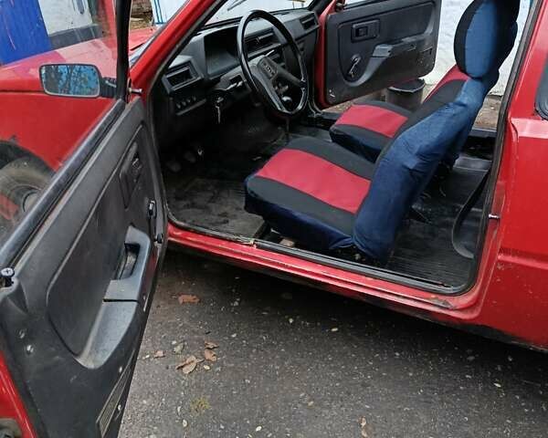 Червоний ЗАЗ 1102 Таврія, об'ємом двигуна 1.2 л та пробігом 152 тис. км за 550 $, фото 2 на Automoto.ua