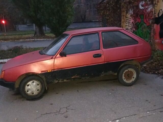 Красный ЗАЗ 1102 Таврия, объемом двигателя 1.1 л и пробегом 50 тыс. км за 215 $, фото 1 на Automoto.ua