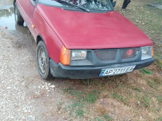 Красный ЗАЗ 1102 Таврия, объемом двигателя 1.1 л и пробегом 120 тыс. км за 331 $, фото 1 на Automoto.ua