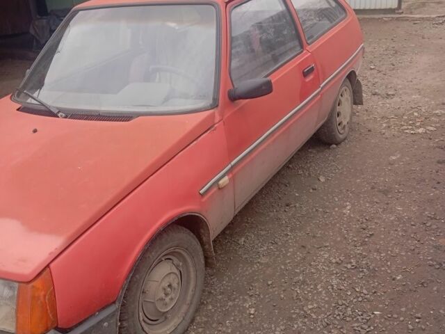 Красный ЗАЗ 1102 Таврия, объемом двигателя 1.1 л и пробегом 80 тыс. км за 288 $, фото 2 на Automoto.ua