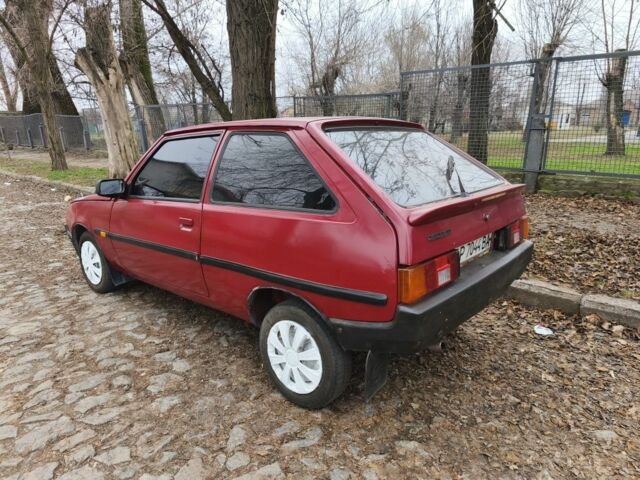 Красный ЗАЗ 1102 Таврия, объемом двигателя 1.1 л и пробегом 86 тыс. км за 355 $, фото 2 на Automoto.ua