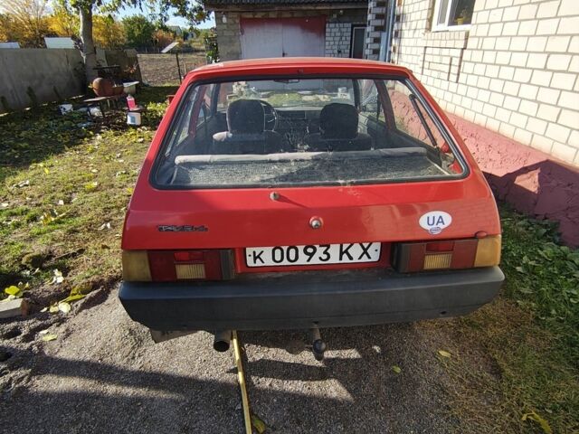 Червоний ЗАЗ 1102 Таврія, об'ємом двигуна 1 л та пробігом 75 тис. км за 400 $, фото 3 на Automoto.ua