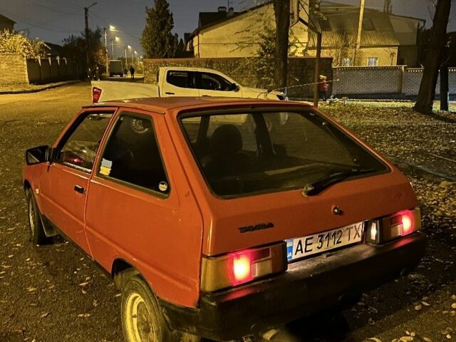 Красный ЗАЗ 1102 Таврия, объемом двигателя 1.2 л и пробегом 1 тыс. км за 550 $, фото 5 на Automoto.ua