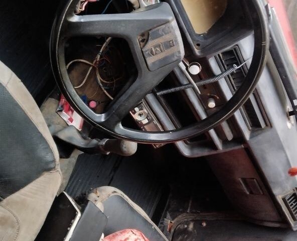 Красный ЗАЗ 1102 Таврия, объемом двигателя 0 л и пробегом 1 тыс. км за 300 $, фото 4 на Automoto.ua