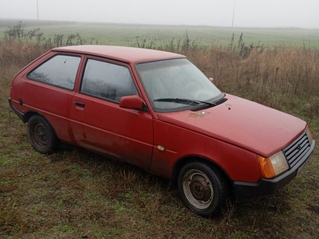 Красный ЗАЗ 1102 Таврия, объемом двигателя 1 л и пробегом 10 тыс. км за 592 $, фото 1 на Automoto.ua