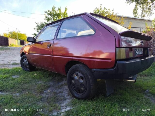 Красный ЗАЗ 1102 Таврия, объемом двигателя 1.1 л и пробегом 1 тыс. км за 583 $, фото 4 на Automoto.ua