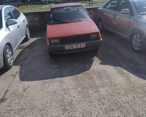 Красный ЗАЗ 1102 Таврия, объемом двигателя 0 л и пробегом 150 тыс. км за 250 $, фото 2 на Automoto.ua