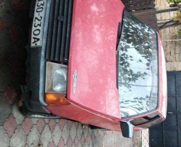 Красный ЗАЗ 1102 Таврия, объемом двигателя 0 л и пробегом 1 тыс. км за 300 $, фото 3 на Automoto.ua