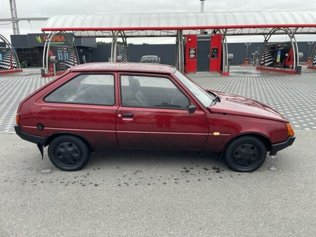 Червоний ЗАЗ 1102 Таврія, об'ємом двигуна 1.1 л та пробігом 200 тис. км за 724 $, фото 3 на Automoto.ua