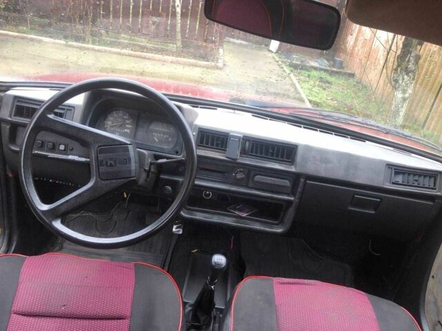 Красный ЗАЗ 1102 Таврия, объемом двигателя 1.1 л и пробегом 2 тыс. км за 450 $, фото 10 на Automoto.ua