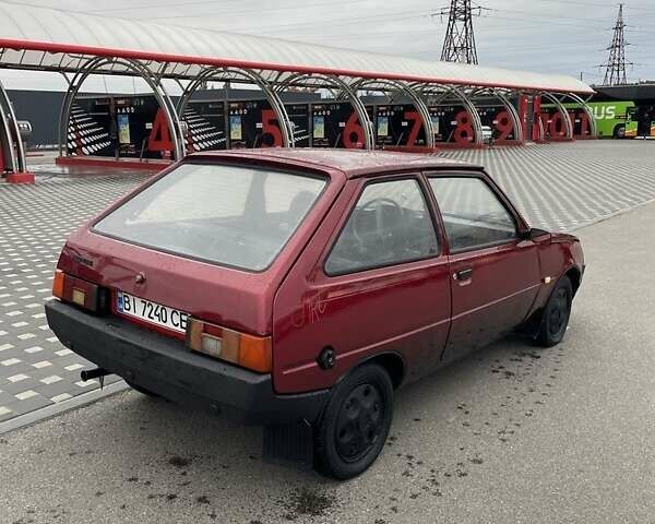 Красный ЗАЗ 1102 Таврия, объемом двигателя 1.1 л и пробегом 200 тыс. км за 724 $, фото 3 на Automoto.ua